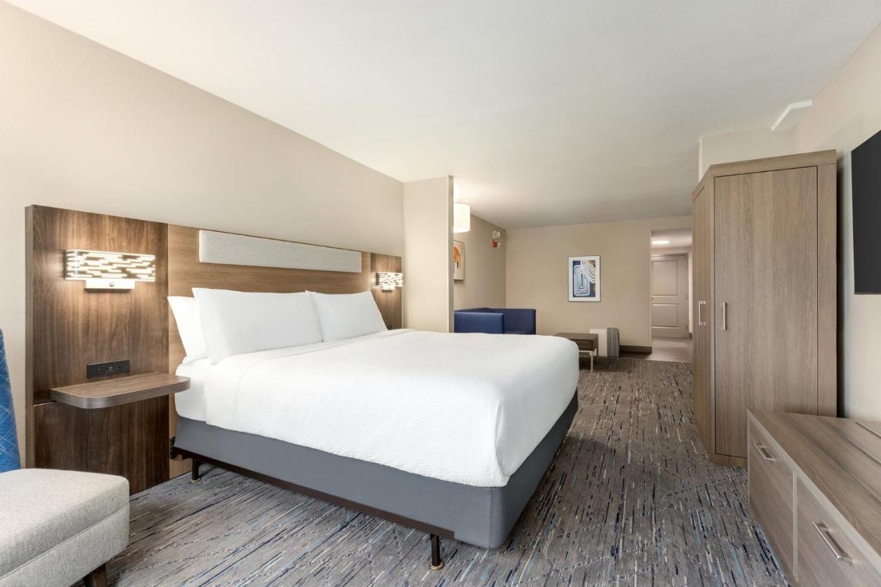 Holiday Inn Express Hotel & Suites Fort Pierce West By Ihg Buitenkant foto