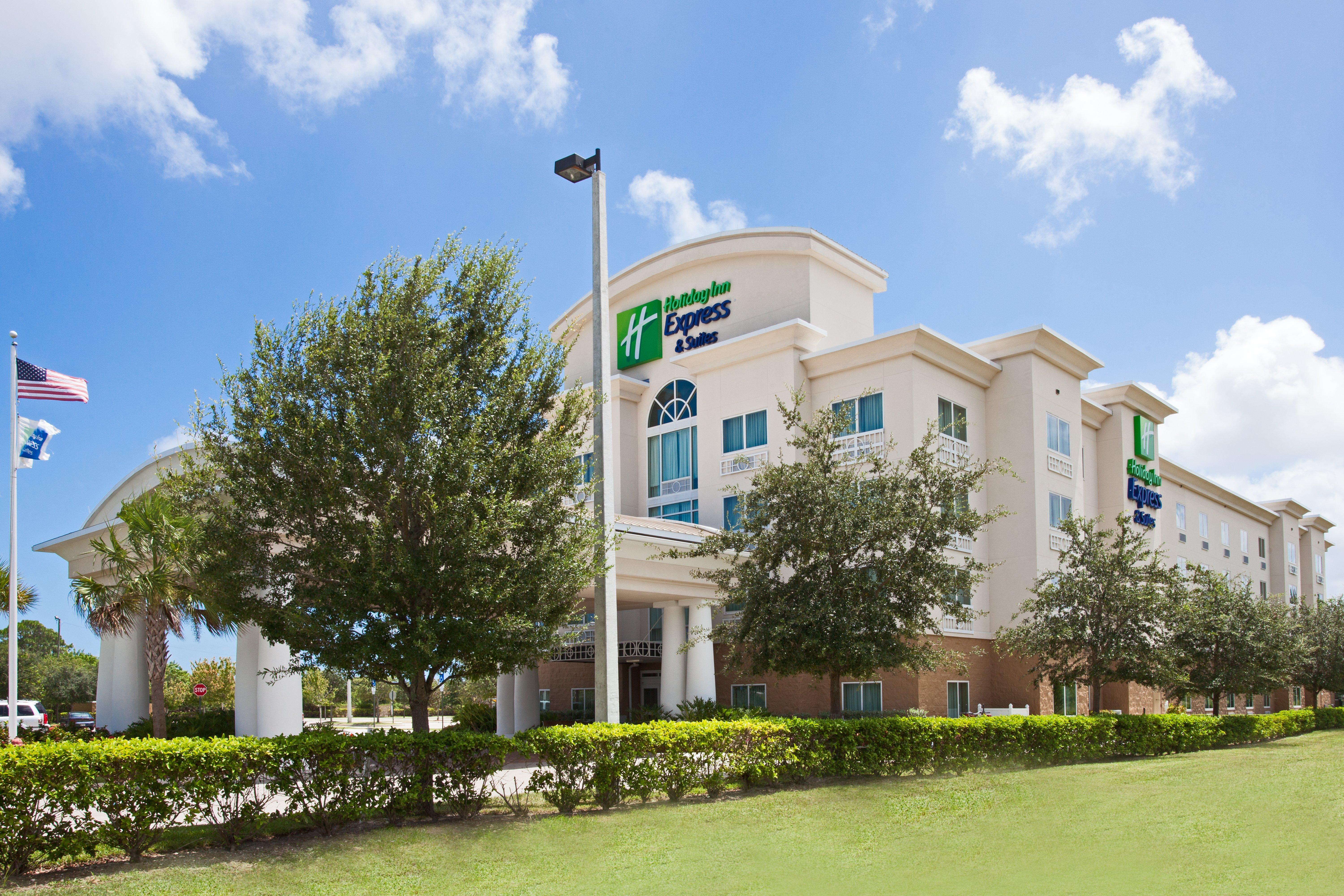 Holiday Inn Express Hotel & Suites Fort Pierce West By Ihg Buitenkant foto